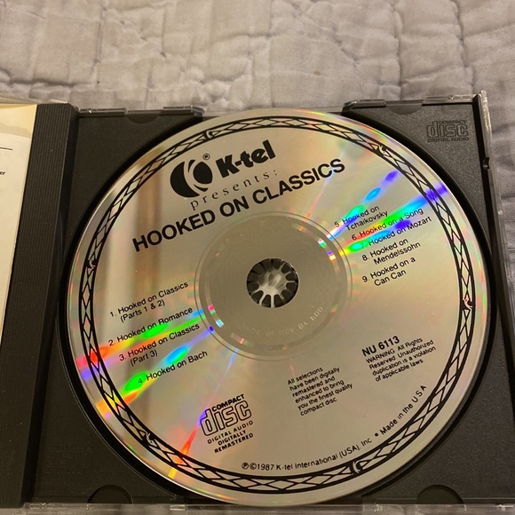 Hooked on Classics, The Royal Philharmonic Orchestra featuring Bach & Mozart - Picture 2 of 4